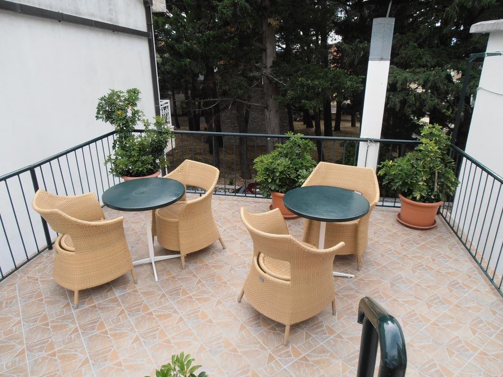Apartment Perovic Baška Voda Eksteriør bilde